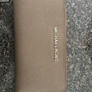 Original Michael Kors wallet